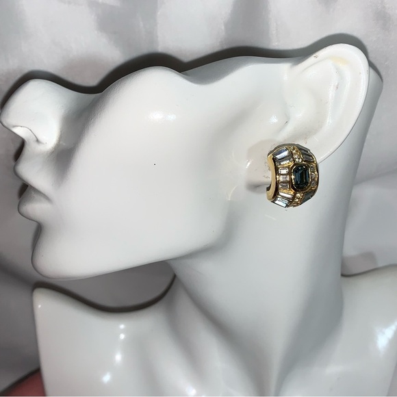 CHRISTIAN DIOR 14k gold plated Austrian crystal clear baguette blue emerald cut - Picture 9 of 16